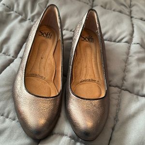 Womens flats